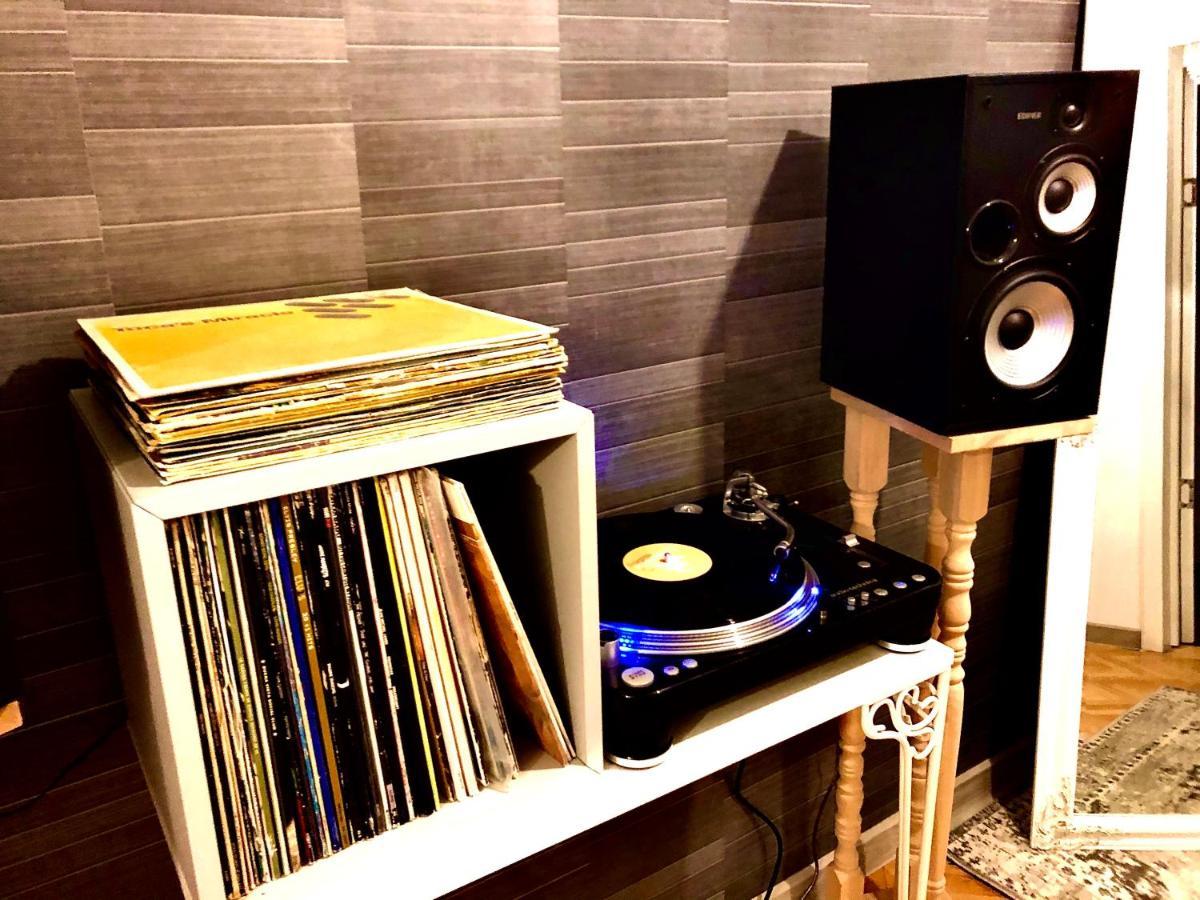 Vinyl'S Place บราชอฟ ภายนอก รูปภาพ